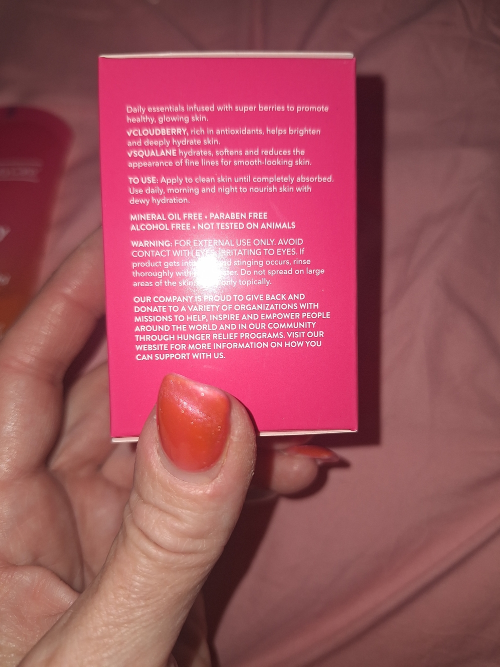 GlobalBeautyCare Super Berry Hydrating & Exfoliating Cleanser Set - Pink - Picture 4 of 4